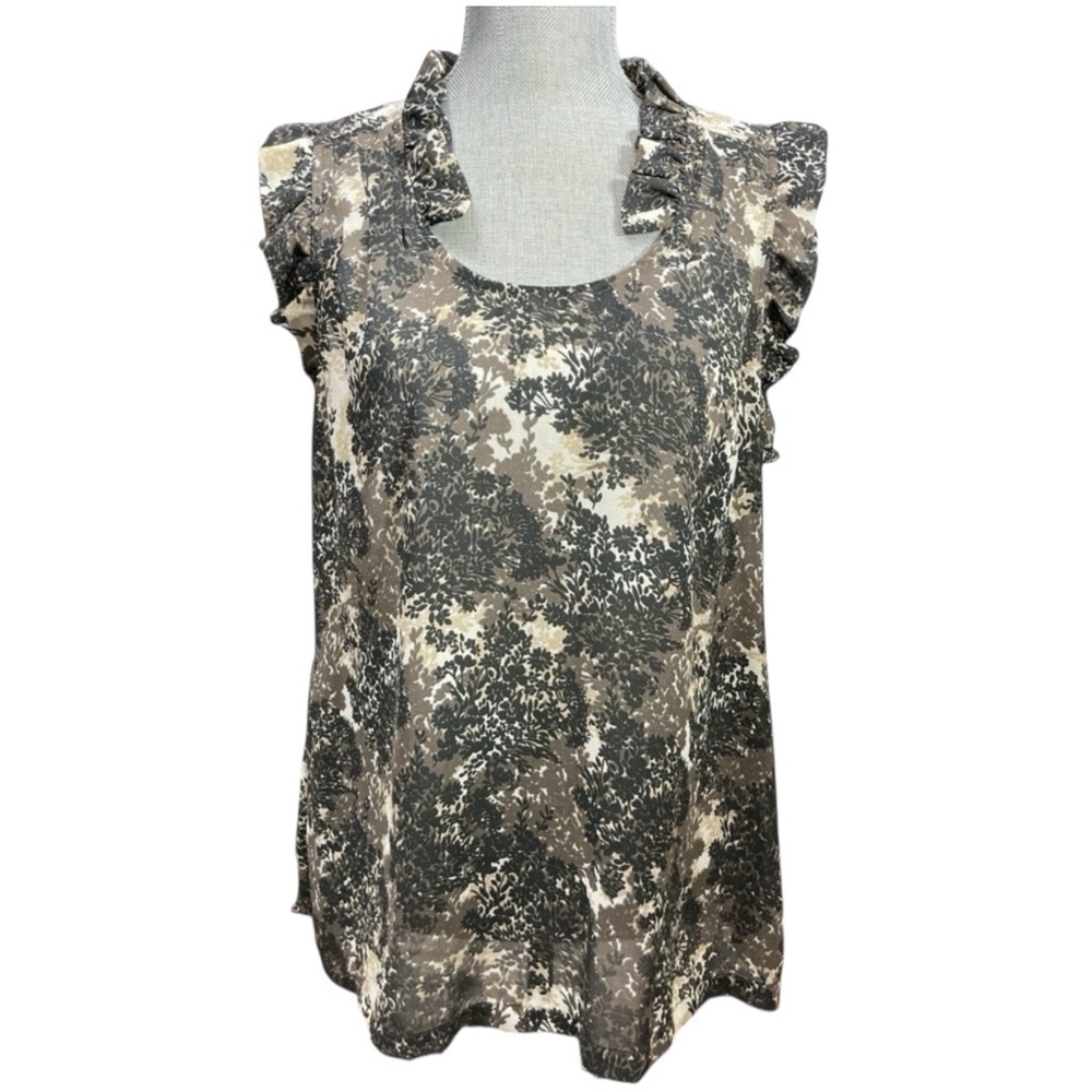 Converse “one star” blouse! Dark floral print. Size XL